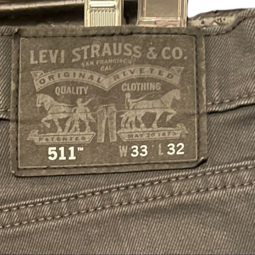 Levi Strauss @ co 511 33 x 31 jeans dark grey EUC